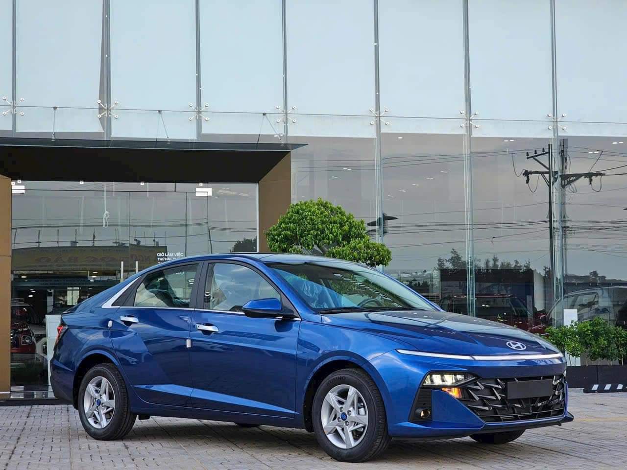 Giá xe Accent tại Hà Tĩnh